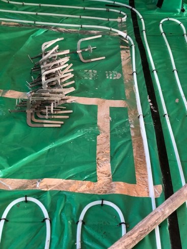 Int. 2 Dec Lots of tripods.jpg