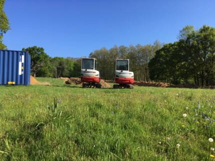 Outside Trench 4 24.04