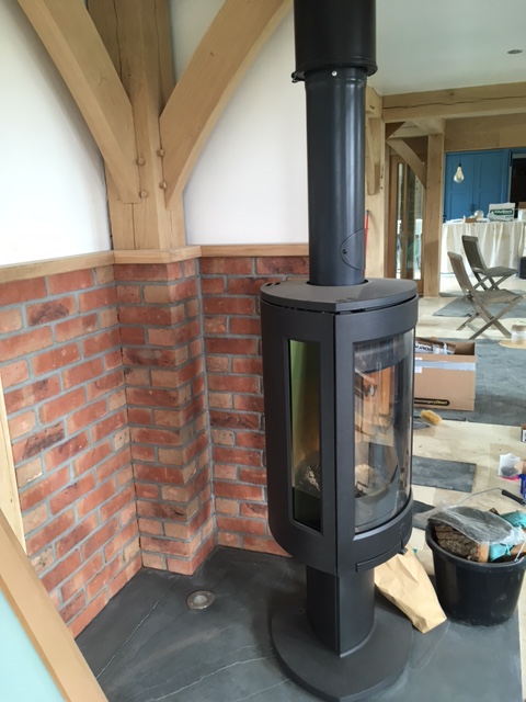 Int Wood burning stove 25.02.21. 1